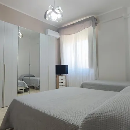 Holiday home Thalna Apartment, Casa Centro Porto Cesareo