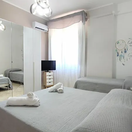 Thalna Apartment, Casa Centro Vakantiehuis