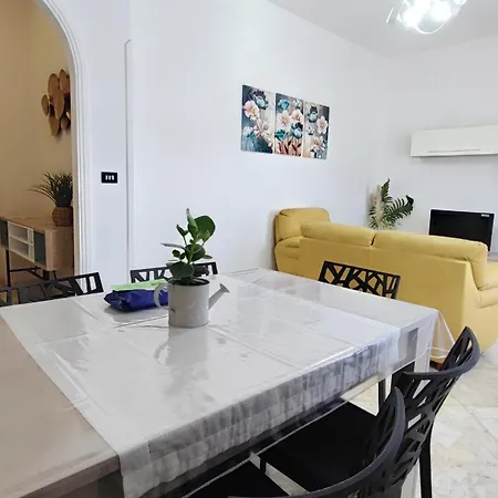 Vakantiehuis Thalna Apartment, Casa Centro