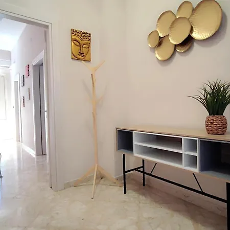 Thalna Apartment, Casa Centro Vakantiehuis *
